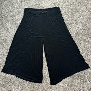 Units Woman Wide Leg Crop Pant Culottes Pull On Slinky Knit Travel 2X Black